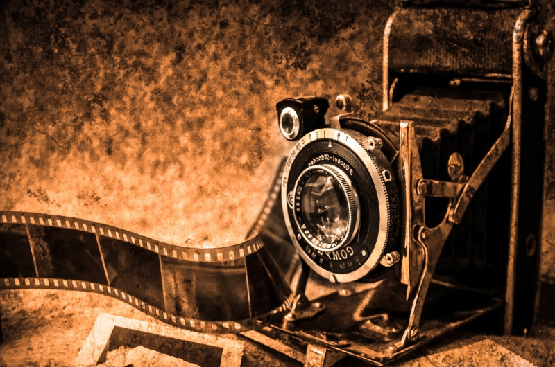 photographe-VINS SUR CARAMY-min_light-wood-night-camera-photography-vintage-1245236-pxhere.com